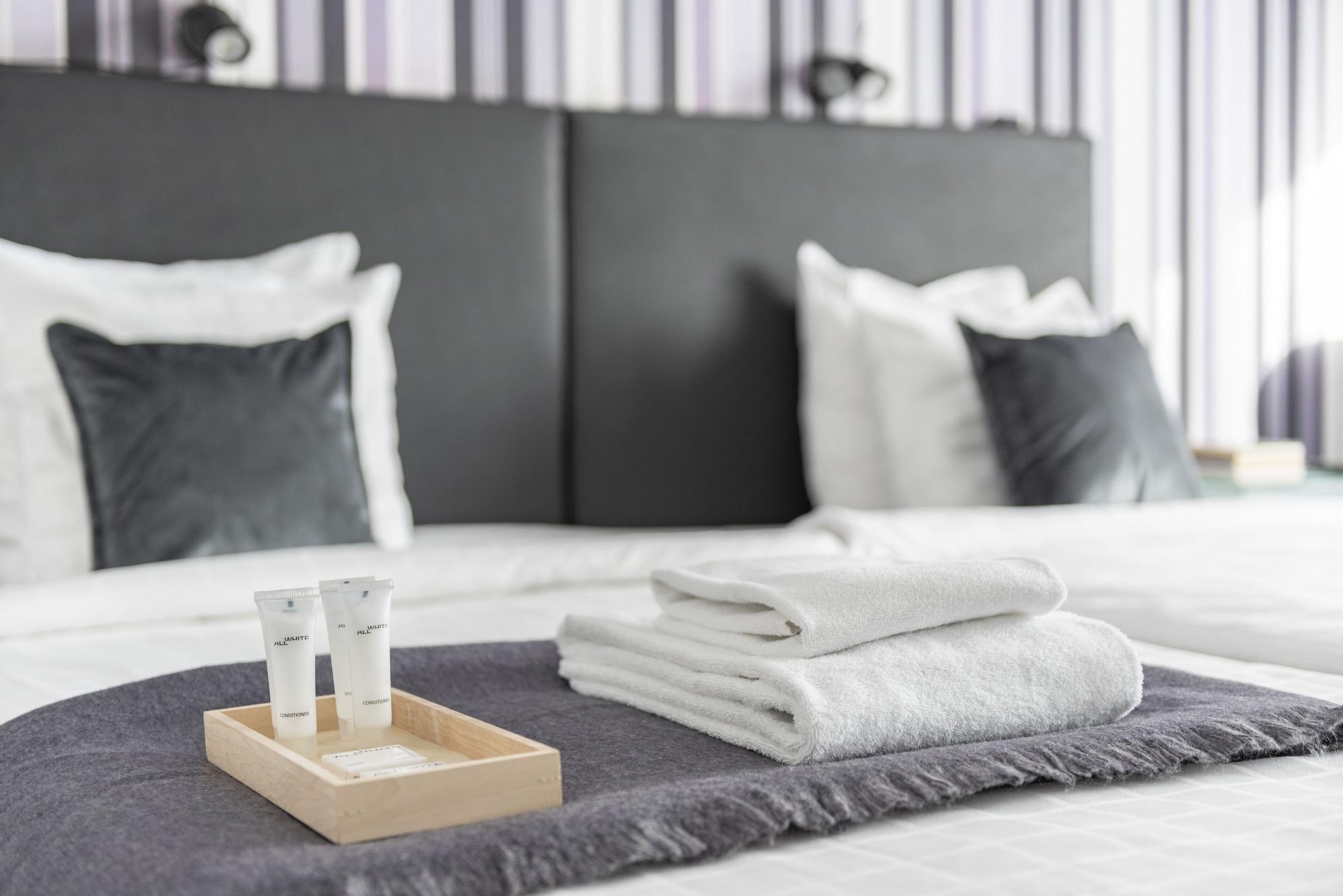 Comfort Hotel Σούντσβαλ Εξωτερικό φωτογραφία